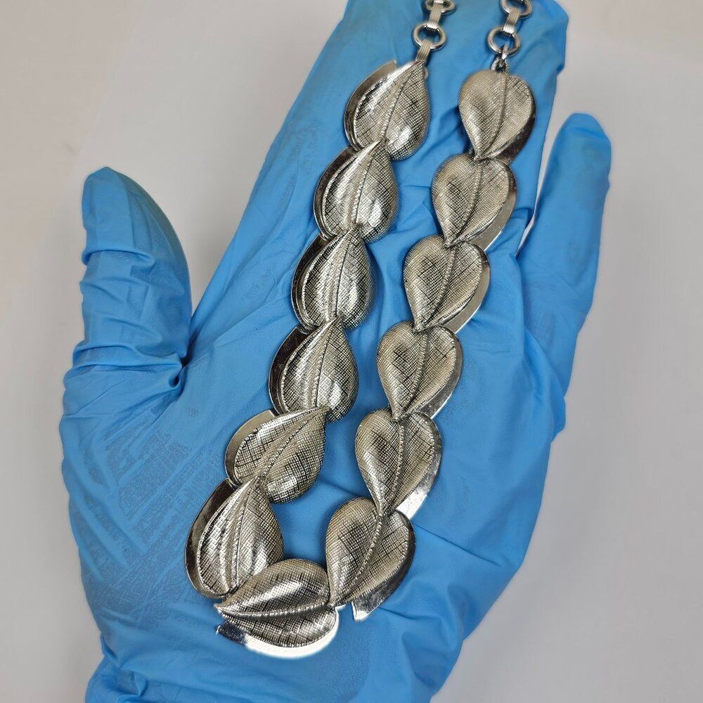 Vintage Choker Necklace Silver Tone Metal Leaf Leaves Link Smooth Textured - Picture 11 of 14
